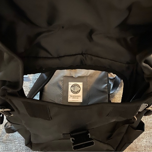 Palladium Black Backpack - Picture 4 of 10